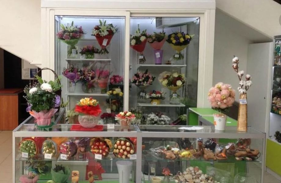 Цветочный магазин в Петергофе (4 года бизнесу)