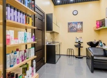 Фото Салон красоты премиум-класса у метро / Работает 3 года