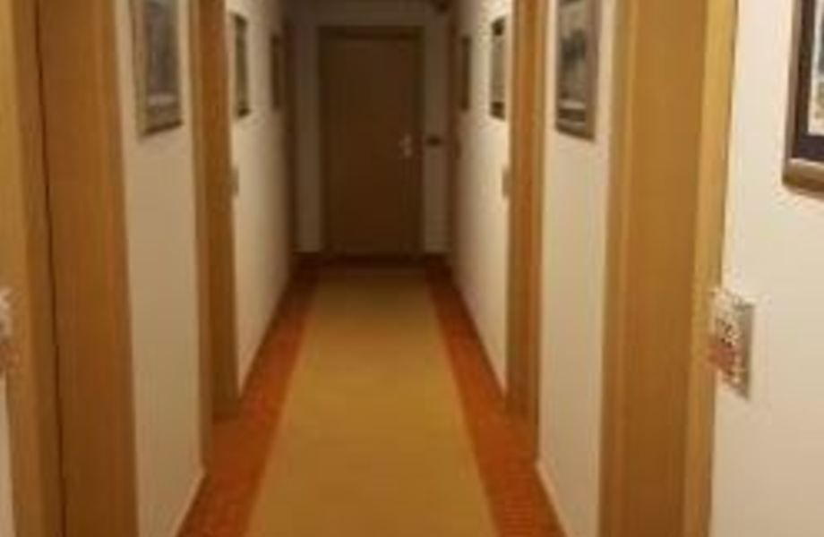 Хостел на 13 номеров в центре и с высоким рейтингом