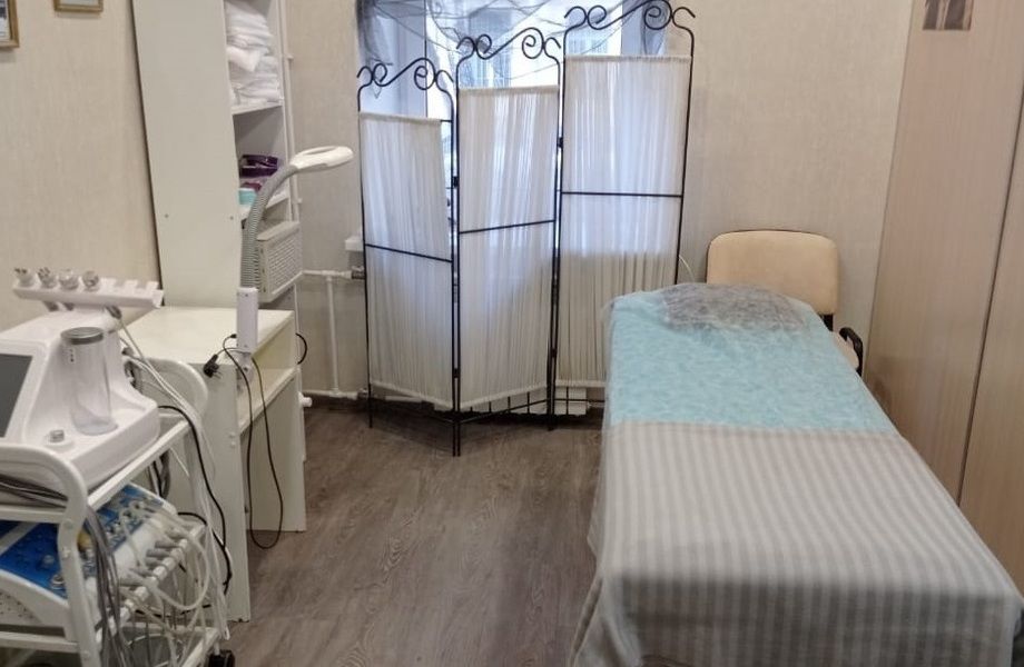 Салон красоты в центре/ Прибыль 120 тыс