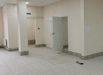 Фото Помещение в проходном месте