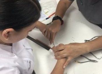 Салон красоты с доходом от 200 тысяч рублей / Супер локация