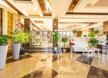 Фото Бутик-отель у Московского вокзала / Высокий рейтинг