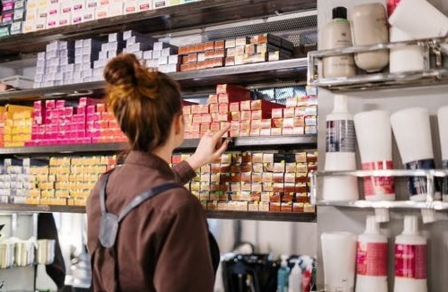 Салон красоты с очень низкой арендой 60 000 в центре