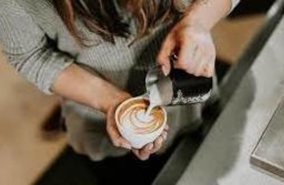 Готовая кофейня рядом с оживлённым трафиком
