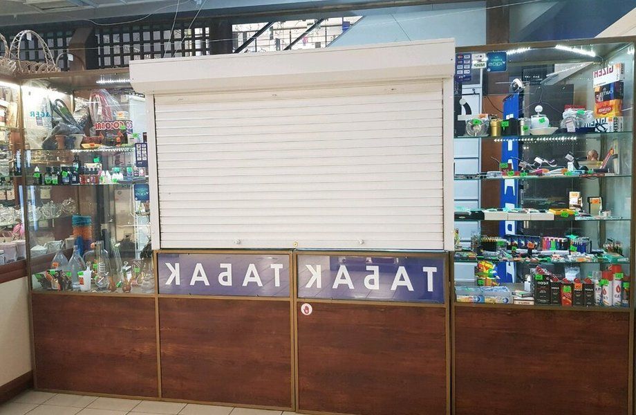 Табачная лавка в проходимом месте