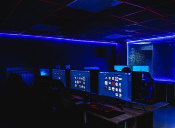Фото Компьютерный клуб известной сети