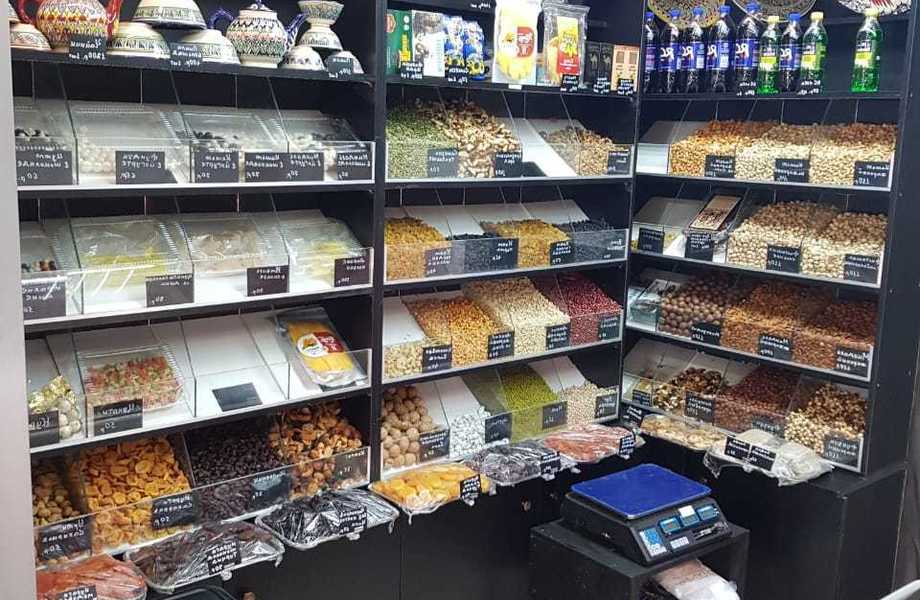 Шаурма, сухофрукты, домашняя продукция 24/7 в 500 метрах от метро