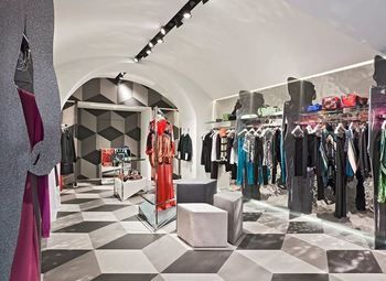 Прибыльный магазин женской одежды 