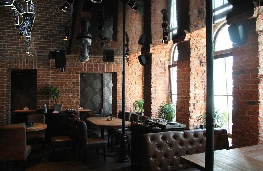 Фото 1 Кафе в стиле LOFT в Бизнес центре с прибылью от 150тыс. Низкая аренда!