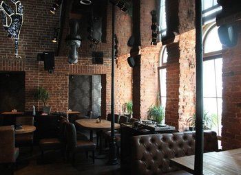 Фото Кафе в стиле LOFT в Бизнес центре с прибылью от 150тыс. Низкая аренда!