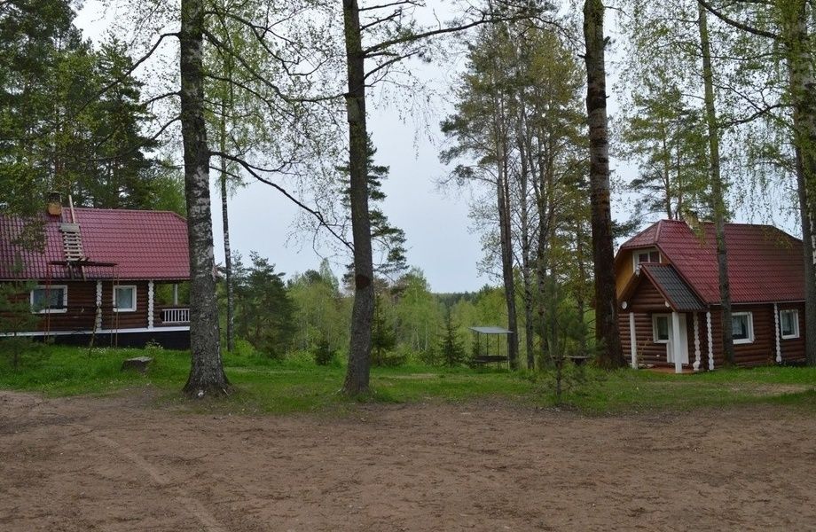 Фото 2 Коттеджный комплекс и гостиница