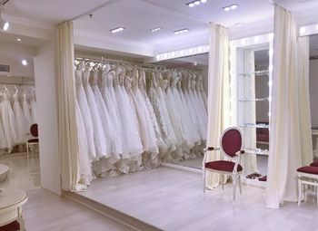 Фото Известный бренд свадебных и вечерних платьев.