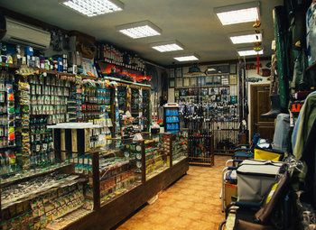 Фото Рыболовный магазин в отличной локации