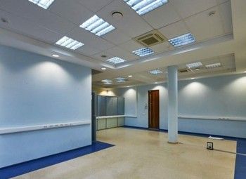 Бизнес центр в центре с действующими арендаторами / в собственность