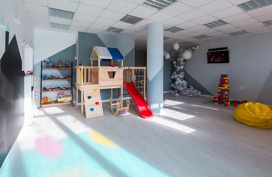Фото 1 Детский центр с удачной локацией
