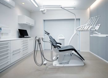 Фото Стоматология с отличной локацией/ работает 10 лет