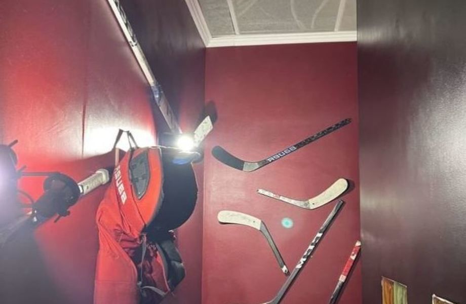 Спорт бар рядом с популярной спортивной ареной в центре Москвы