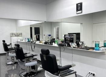 Барбершоп с прибылью 150 т.р./мес. у метро