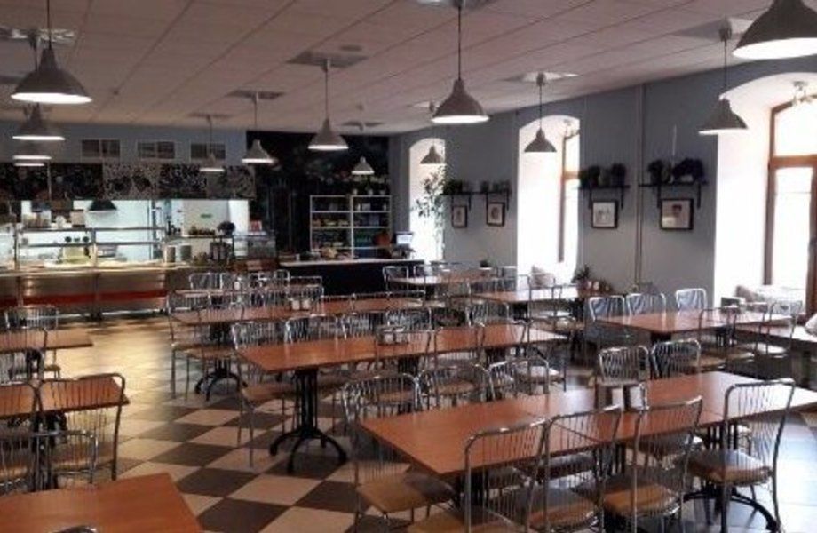 Кафе-столовая в БЦ. Низкая аренда. Чистая прибыль от 60 тыс.