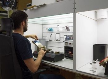 Фото Магазин телефонов и сервис-центр рядом с метро