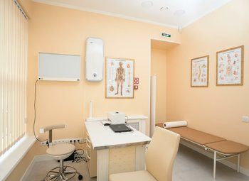 Клиника в густонаселенном спальном районе