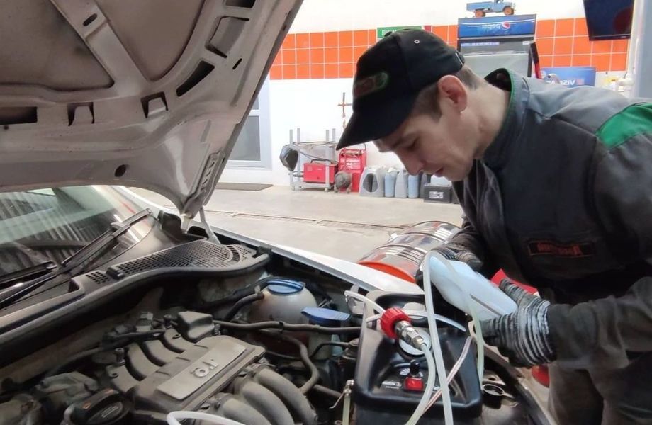 Фото 2 Автосервис в одной из лучших локаций города