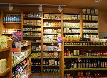Фото Продуктовый магазин у метро Черная речка