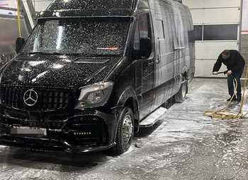 Фото Автомойка и шиномонтаж в локации с большим автомобильным трафиком