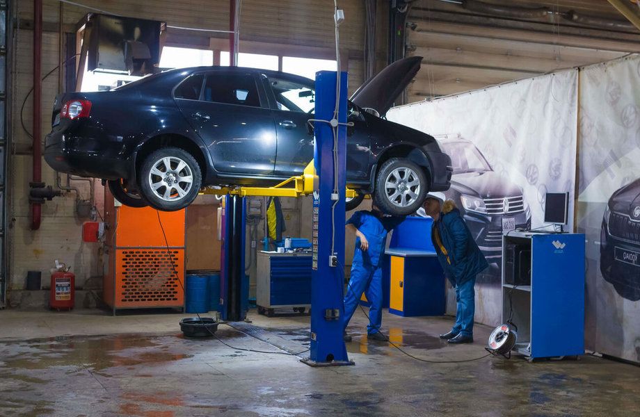 Автосервис на 2 бокса с 1 подъемником и шиномонтажом 