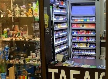 Фото Табачный магазин с отличной локацией