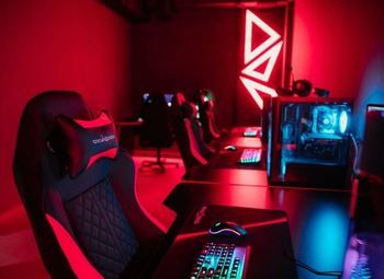 Компьютерный клуб с хорошей прибылью