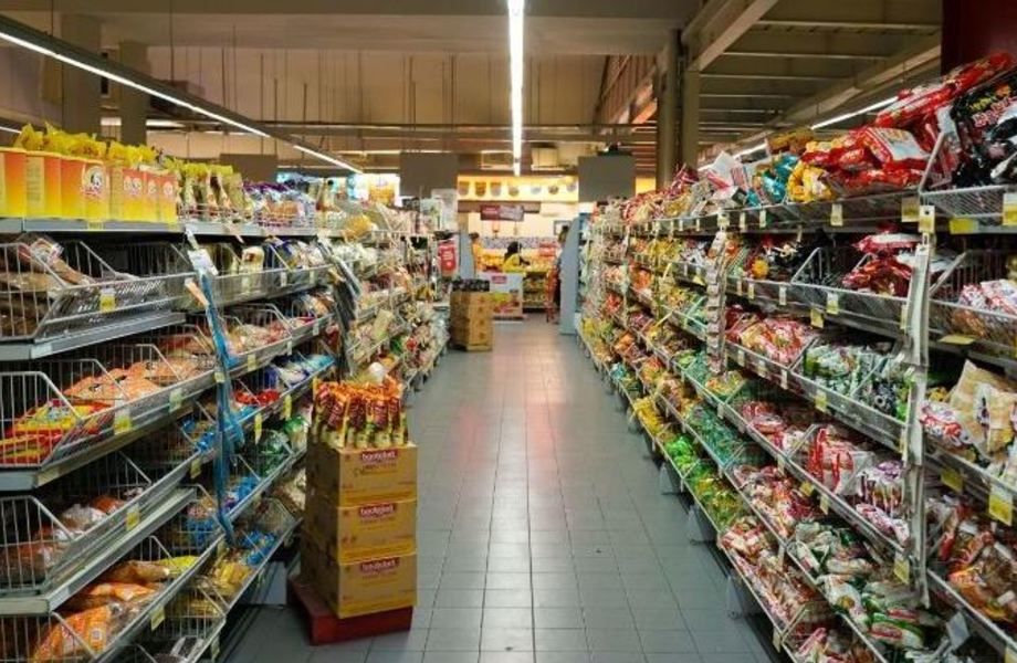 Продуктовый магазин на ооо в шаговой доступности от метро