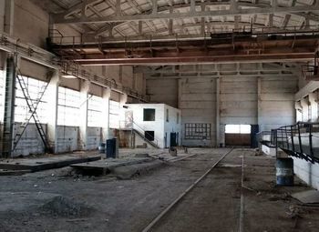 Производственная база и земля в собственность, на юге города