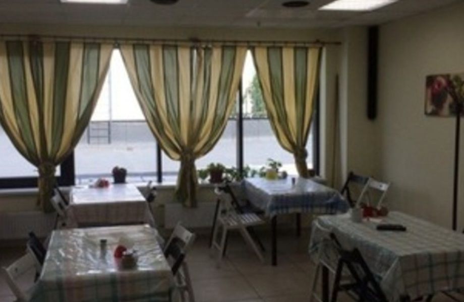 Фото 2 Срочно продается кафе в торговом центре