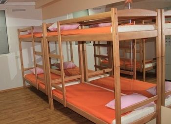 Фото Хостел с хорошим ремонтом в пешей доступности от метро