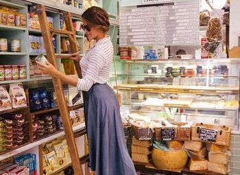 Продуктовый магазин-пекарня