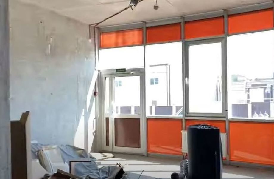 Помещение в собственность под магазин на юго-востоке ЛО / 710м2