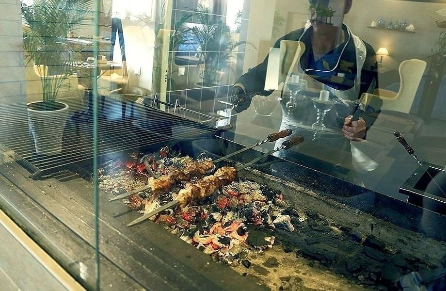 Фото 3 Кафе на первой линии с низкой арендой. Прибыль 100 тыс. руб.