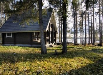 Фото База отдыха / Собственное озеро