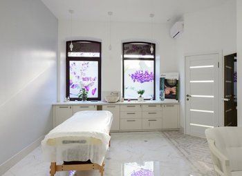 Салон красоты в центре с медлицензией